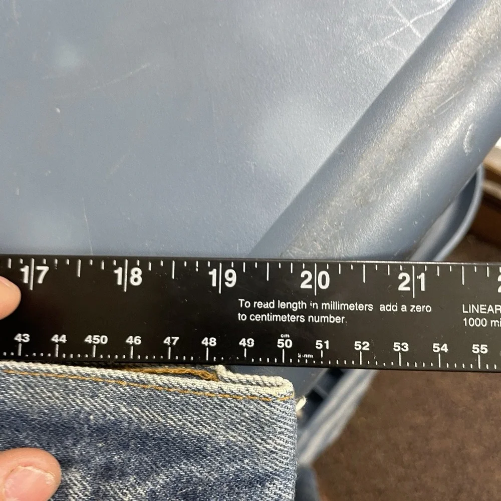 Levis item good
